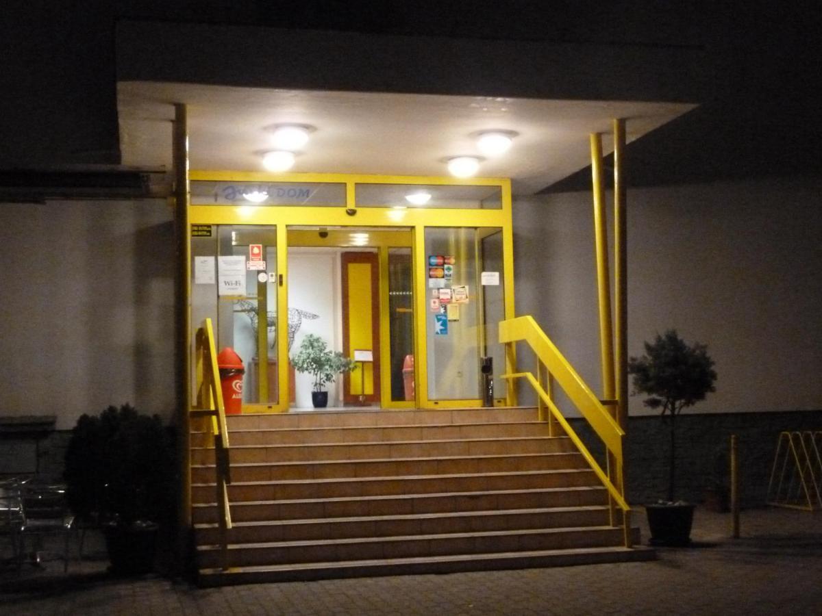 ברטיסלאבה Hotel Jurki Dom מראה חיצוני תמונה
