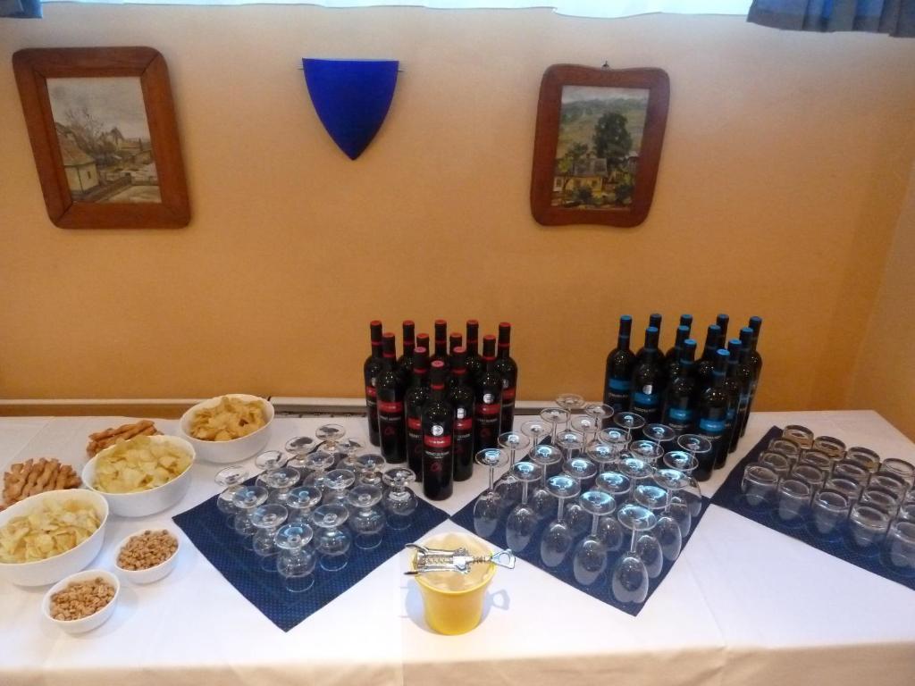 ברטיסלאבה Hotel Jurki Dom מראה חיצוני תמונה